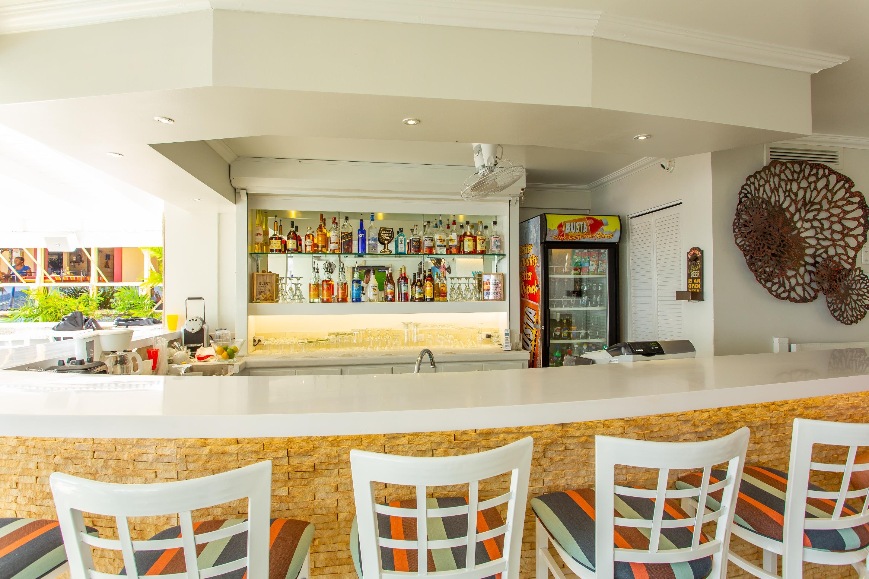 קרייסט צ'רץ' Yellow Bird Hotel מראה חיצוני תמונה