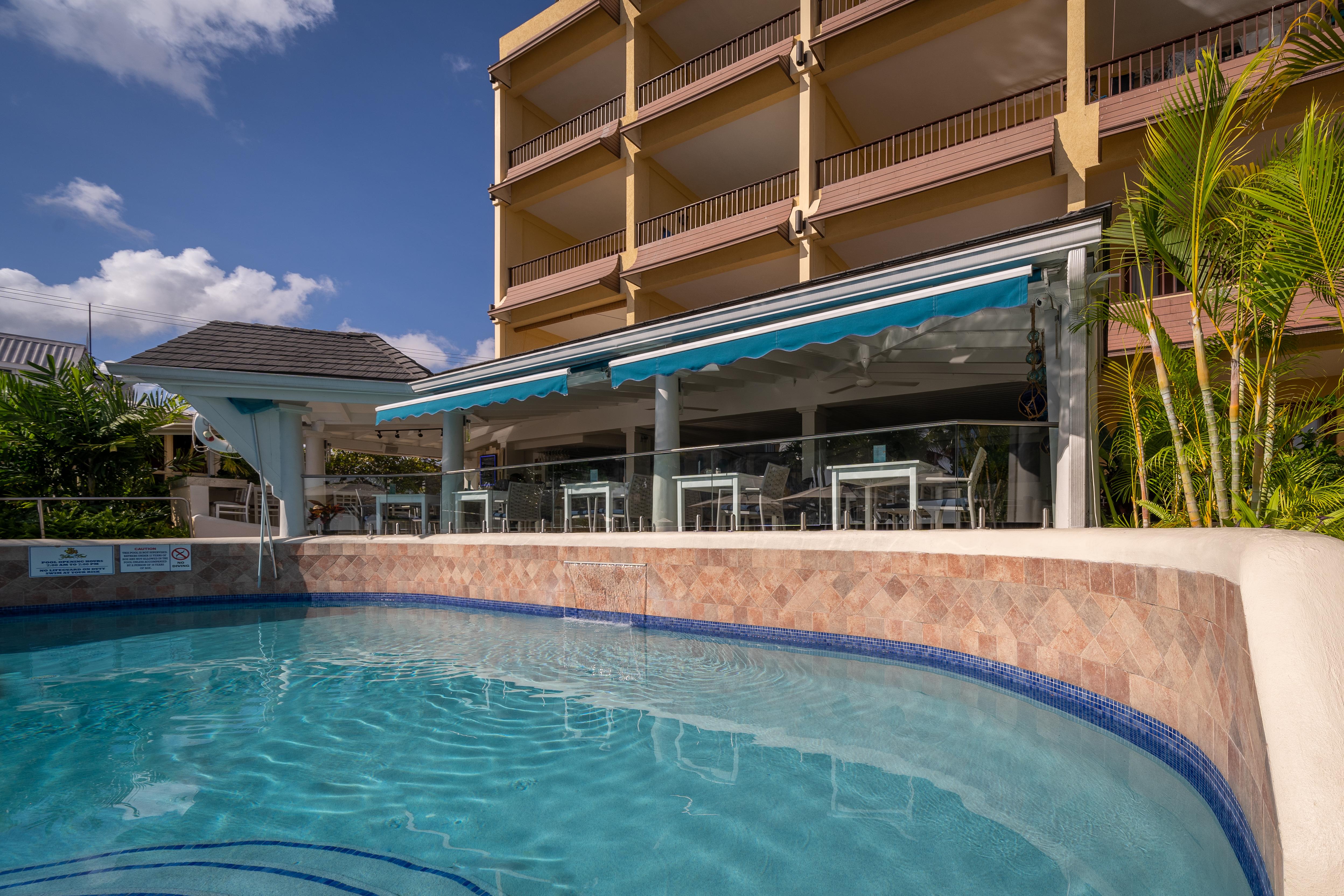 קרייסט צ'רץ' Yellow Bird Hotel מראה חיצוני תמונה