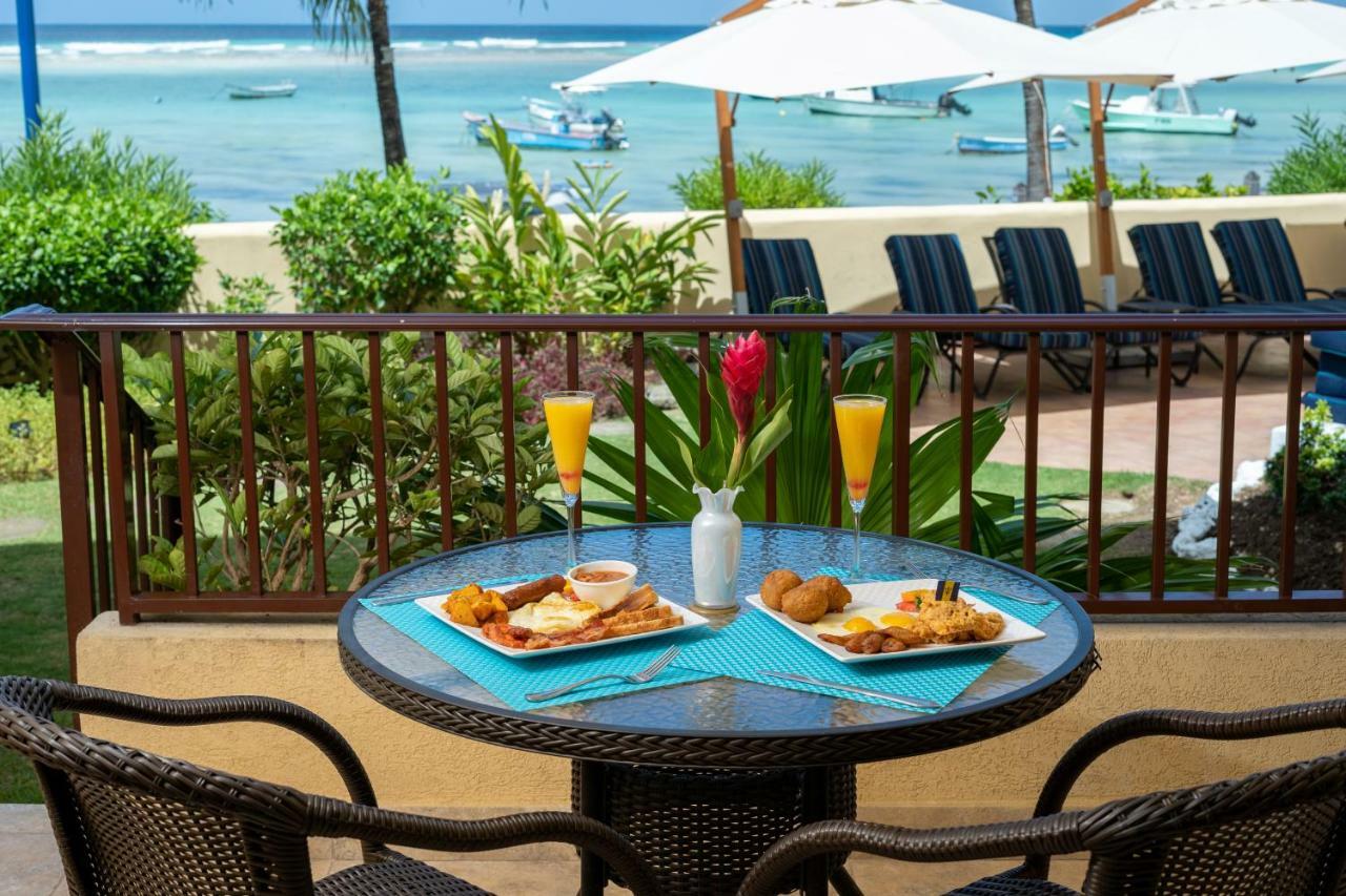 קרייסט צ'רץ' Yellow Bird Hotel מראה חיצוני תמונה